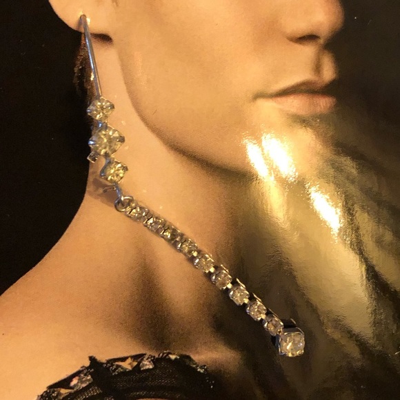 Neiman Marcus Long Crystal Line long Drop shoulder skim style Earrings - Picture 7 of 9